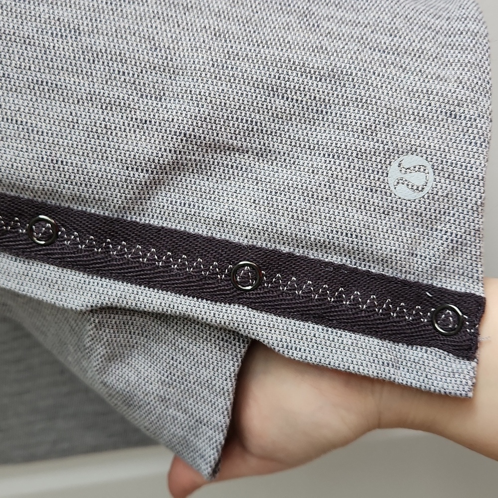 NWOT lululemon Vinyasa Scarf, Light Grey - Picture 6 of 12